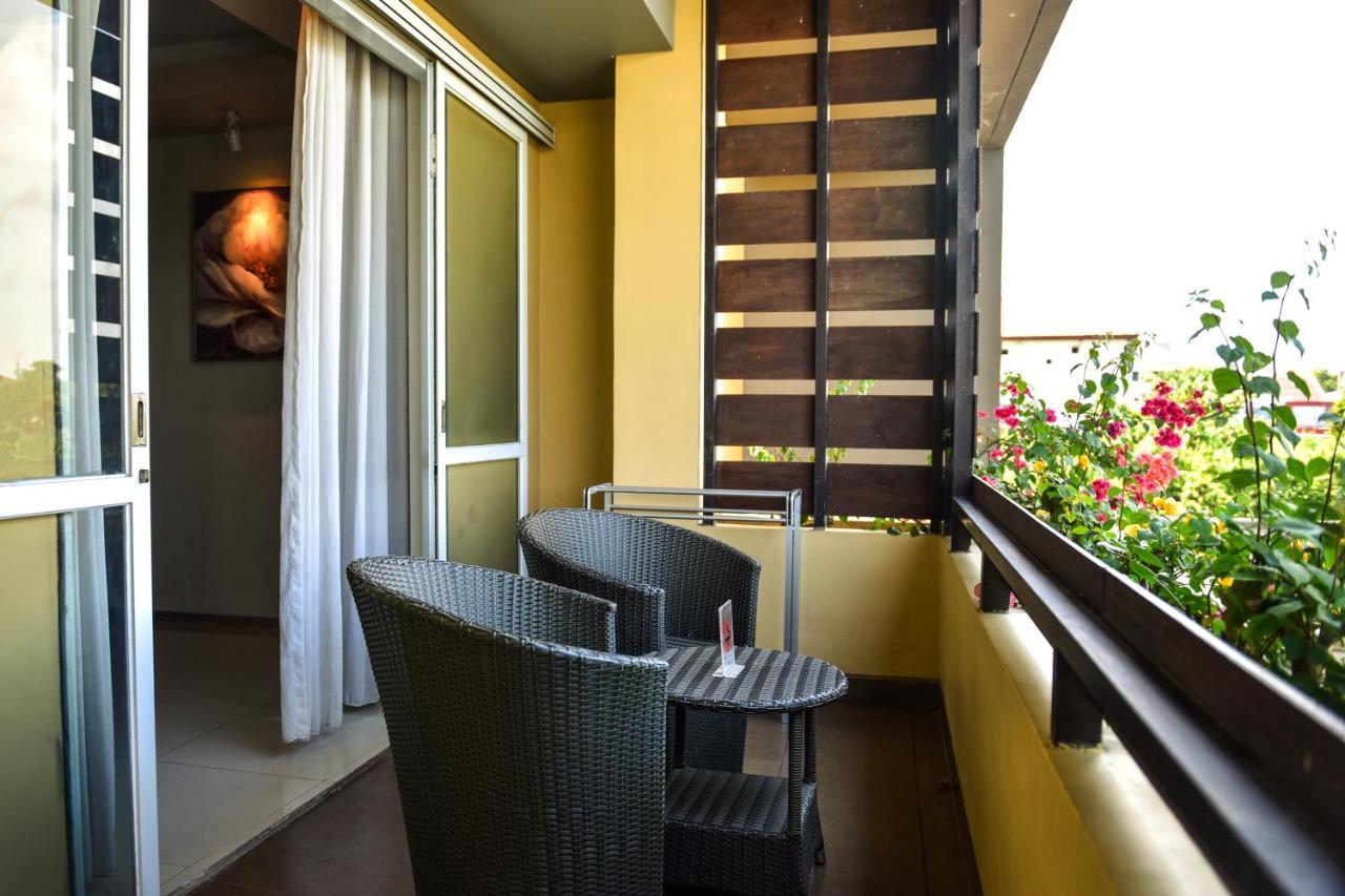 The Kana Kuta Hotel Exterior foto