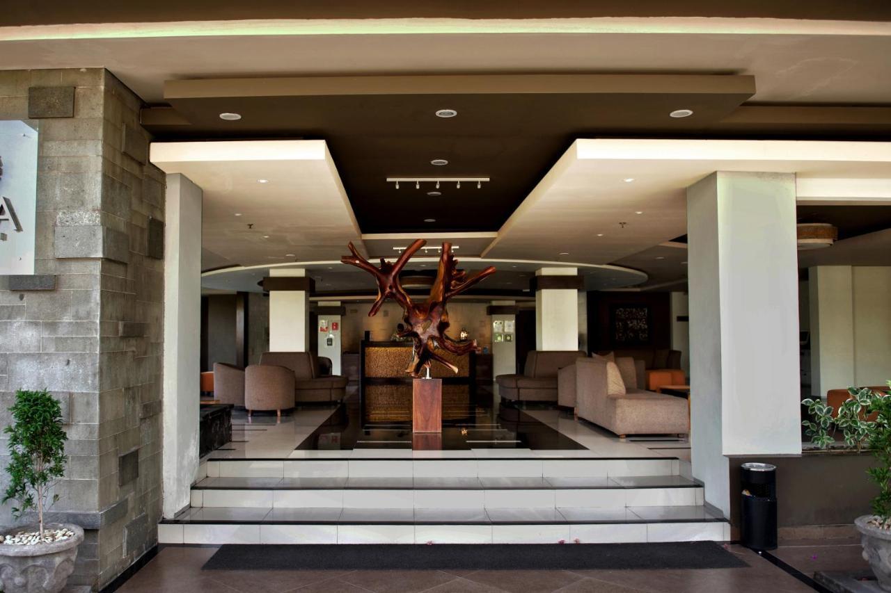 The Kana Kuta Hotel Exterior foto