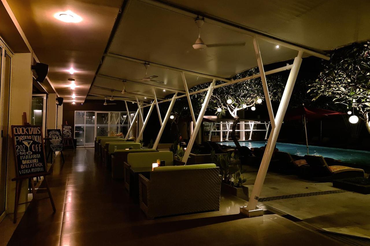 The Kana Kuta Hotel Exterior foto